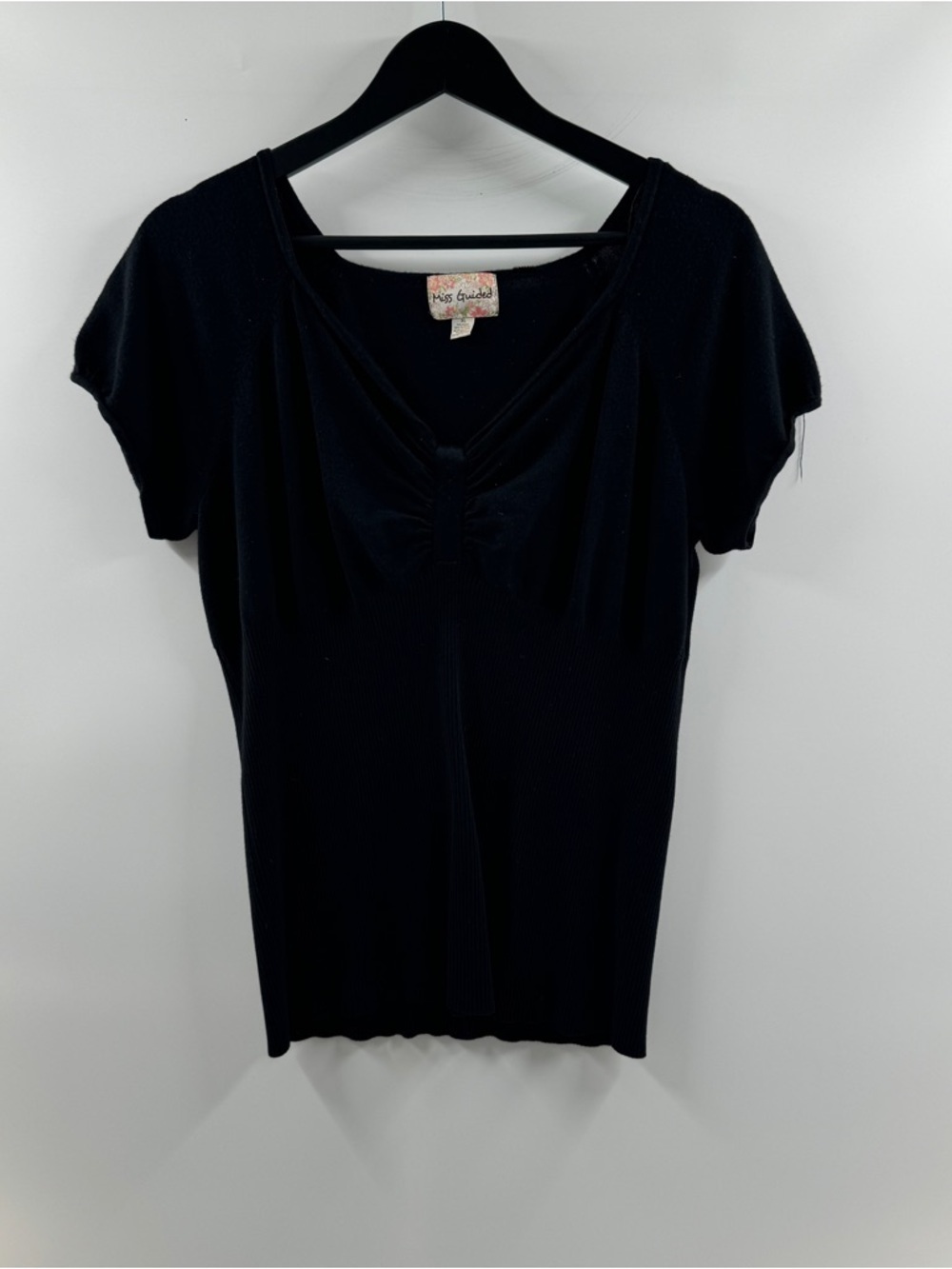 Miss Guided Black V Neck Short Sleeve Top – Women’s XL